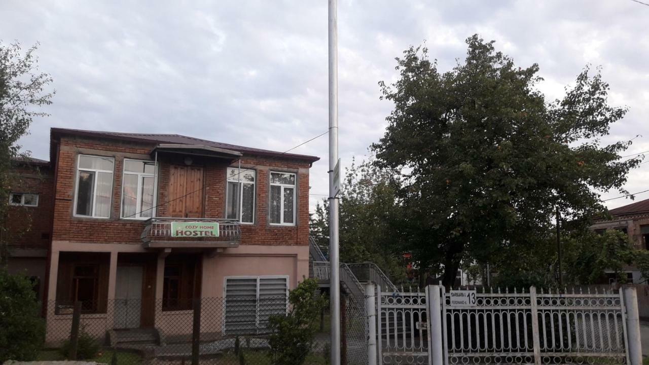 Cozy House Hotel Zugdidi Exterior photo